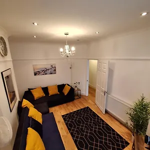 bt-pleasure-homes-southend.cambridgehotelsuk.com/